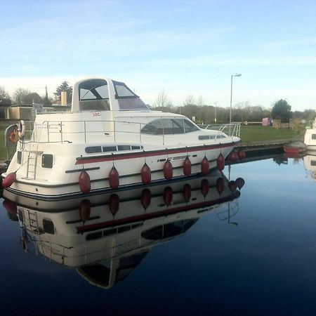 Lough Derg House & The Lake Cafe Nenagh Exterior foto